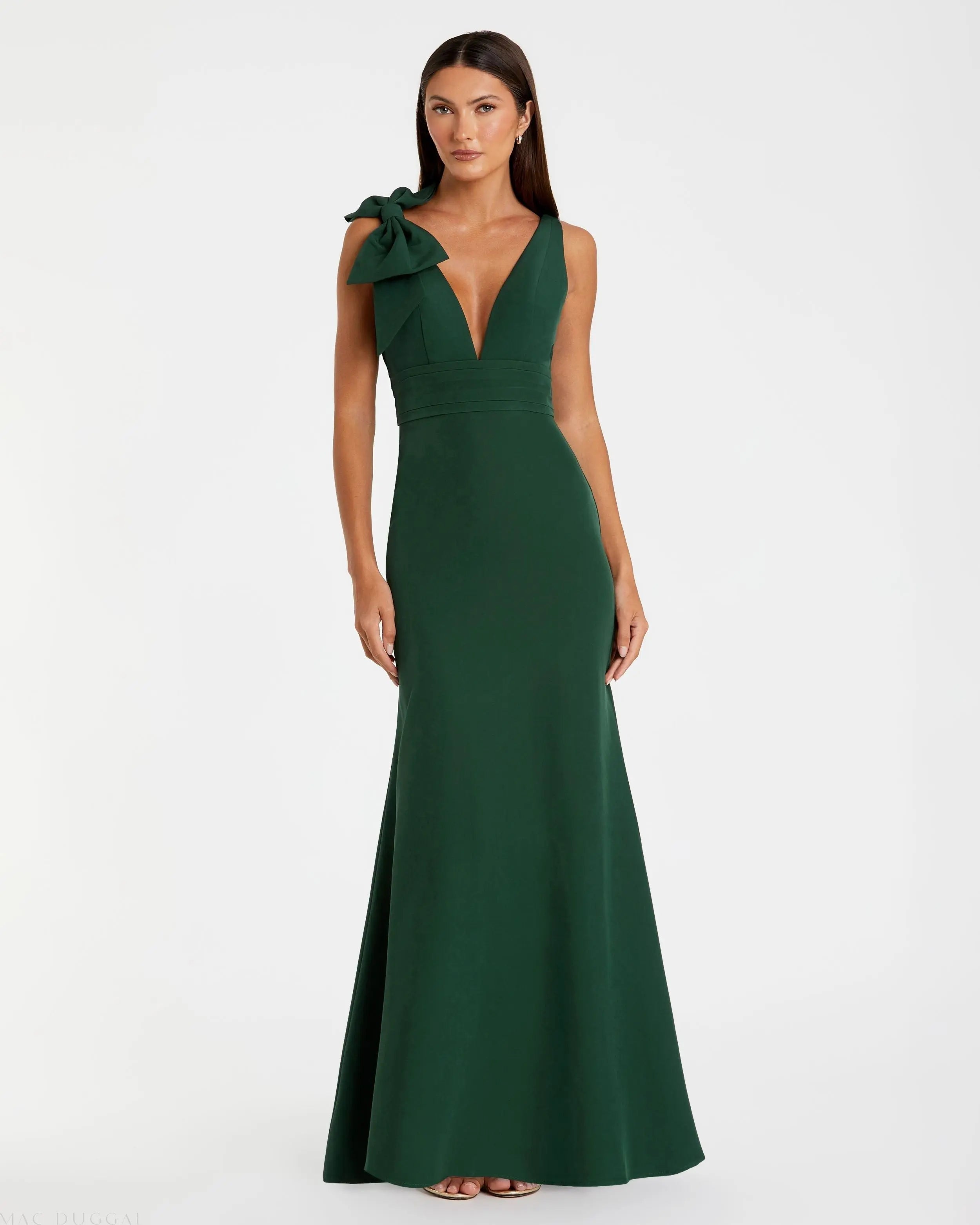 Sleeveless V Neck Bow Detail Mermaid Gown